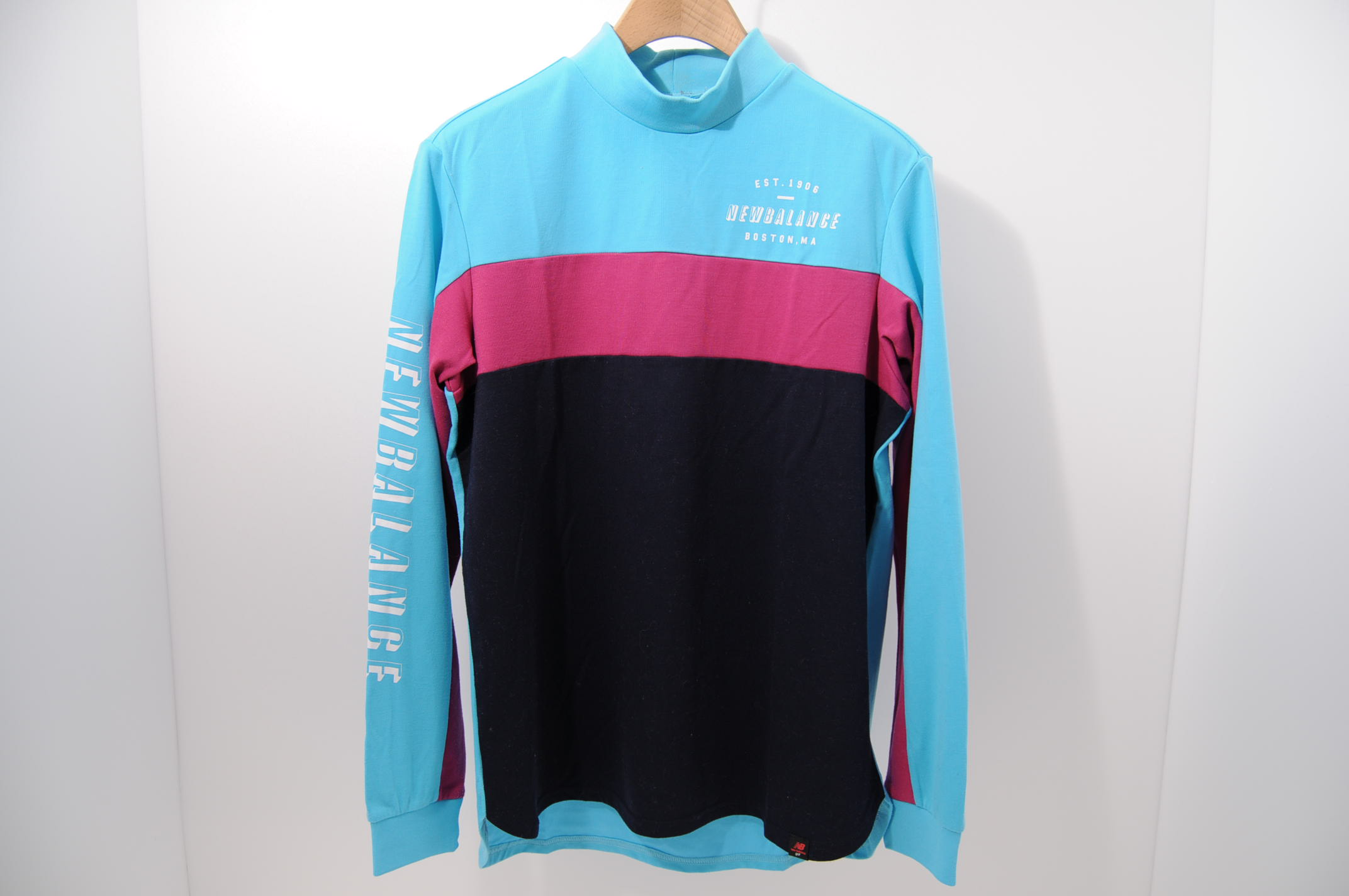 海外輸入 ARCHIVIO アルチビオ 長袖インナーTシャツ ホワイト系 36 