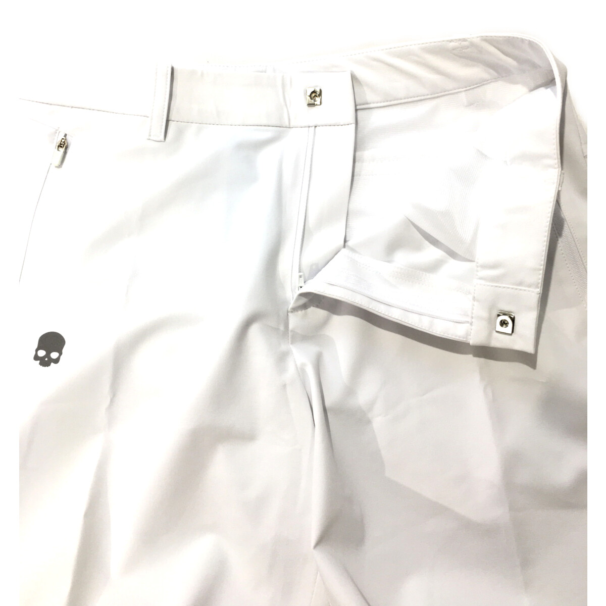 新品未使用品 HYDROGEN ゴルフパンツ Lサイズ ハーフパンツ 白