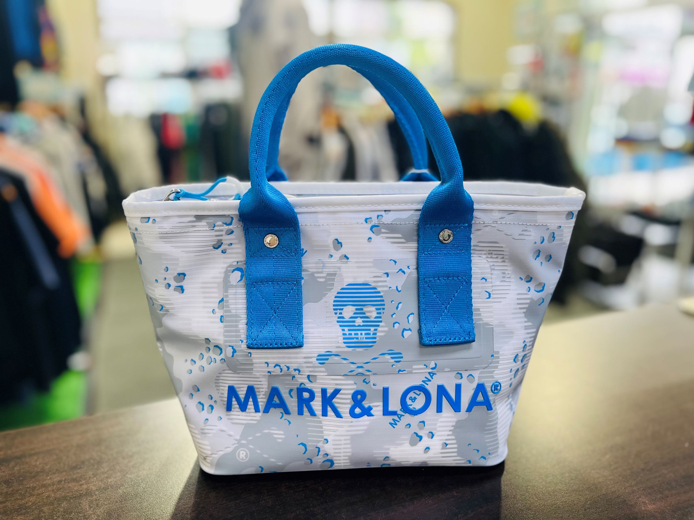MARK＆LONA ポーチ付きカートバッグ　新品 マーク＆ロナ MARK&LONA ラウンド・カートバック ポーチ バッグ